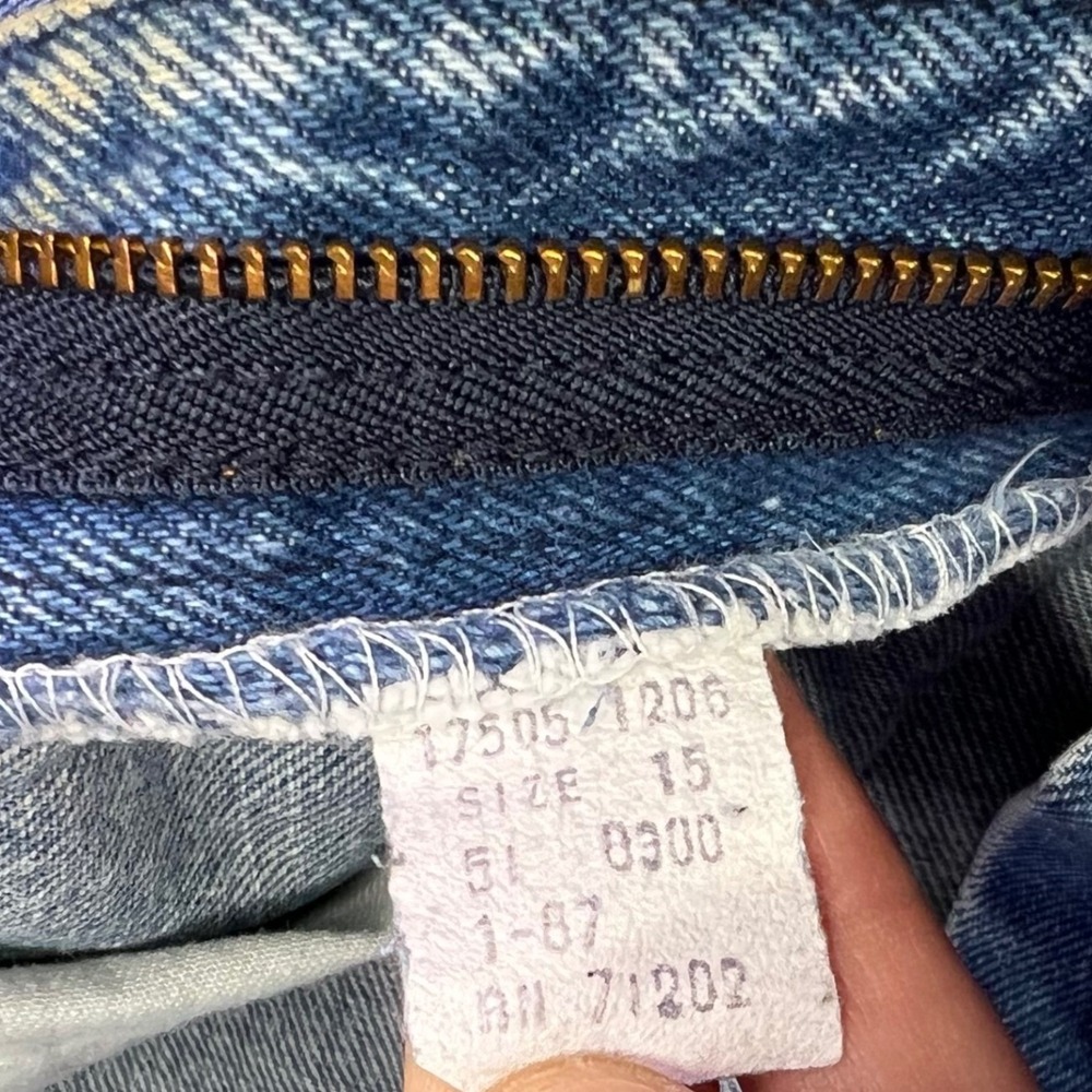 VTG 90s Levis 505 Jeans Womens 15 Blue High Rise Painted Tapered USA Made Grunge - Picture 16 of 16